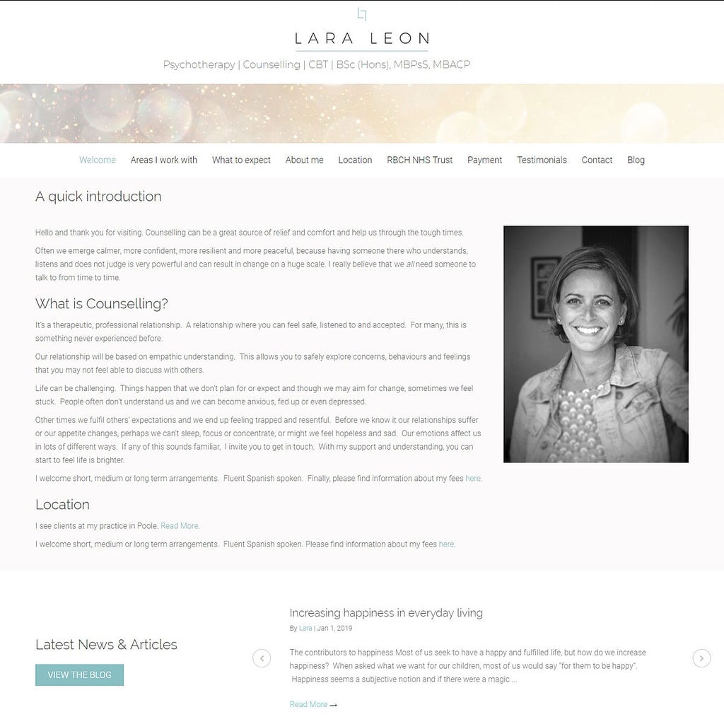 Lara Leon website