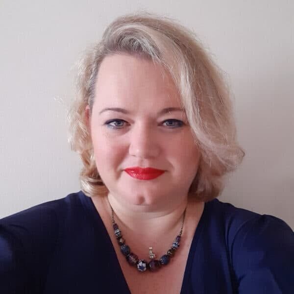 Mrs T Van Zyl