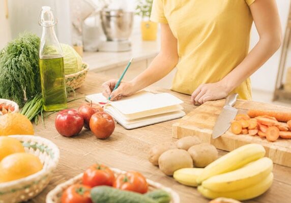 Nutrition therapy consultation for healthy eating and wellbeing