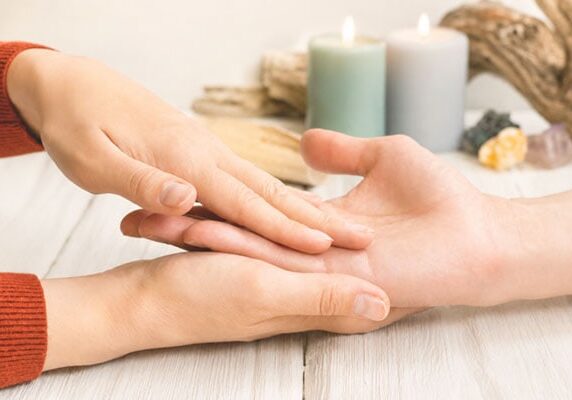 Medium and psychic reading for spiritual guidance